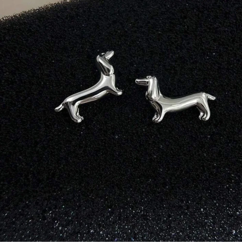 Silver Dachshund Dog Earrings